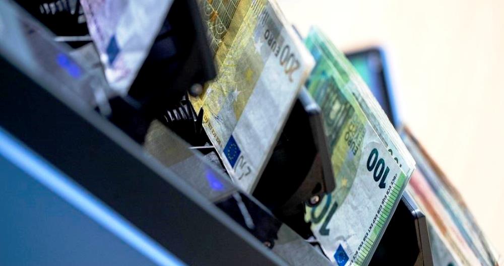 Hyn ne fuqi ligji, ja sa para cash mund te mbajne bizneset ne arke